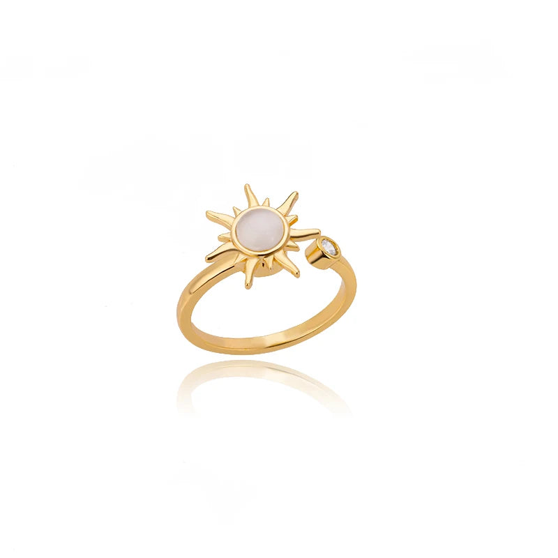 Luna Gold Ring