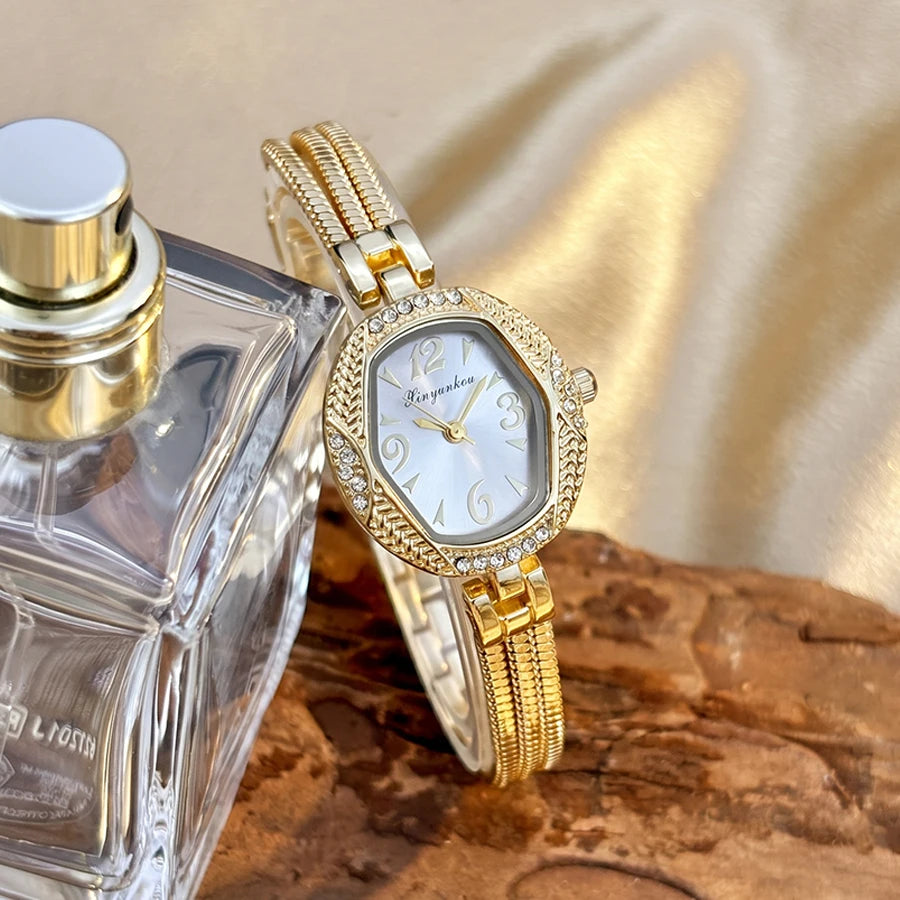 Elegant Small Watch for Woman - Hexagonal Dial Tassel Design Vintage Gold Watch