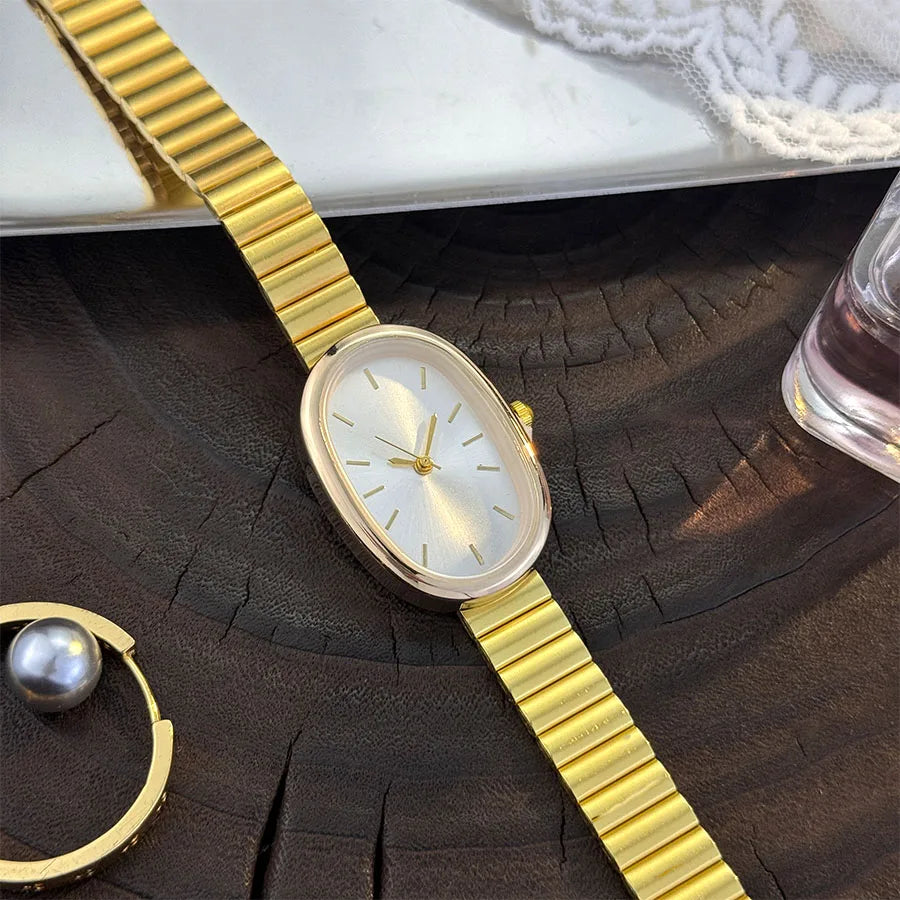 Amara™ Oval Gold Watch