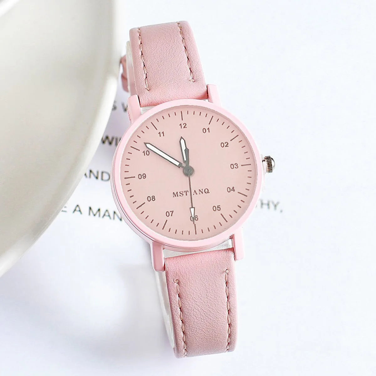 YIKAZE Elegant Leather Strap Watch