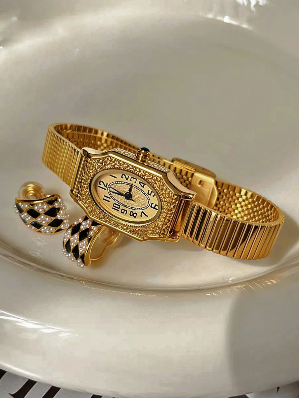 Lunéra Héritage Gold Watch