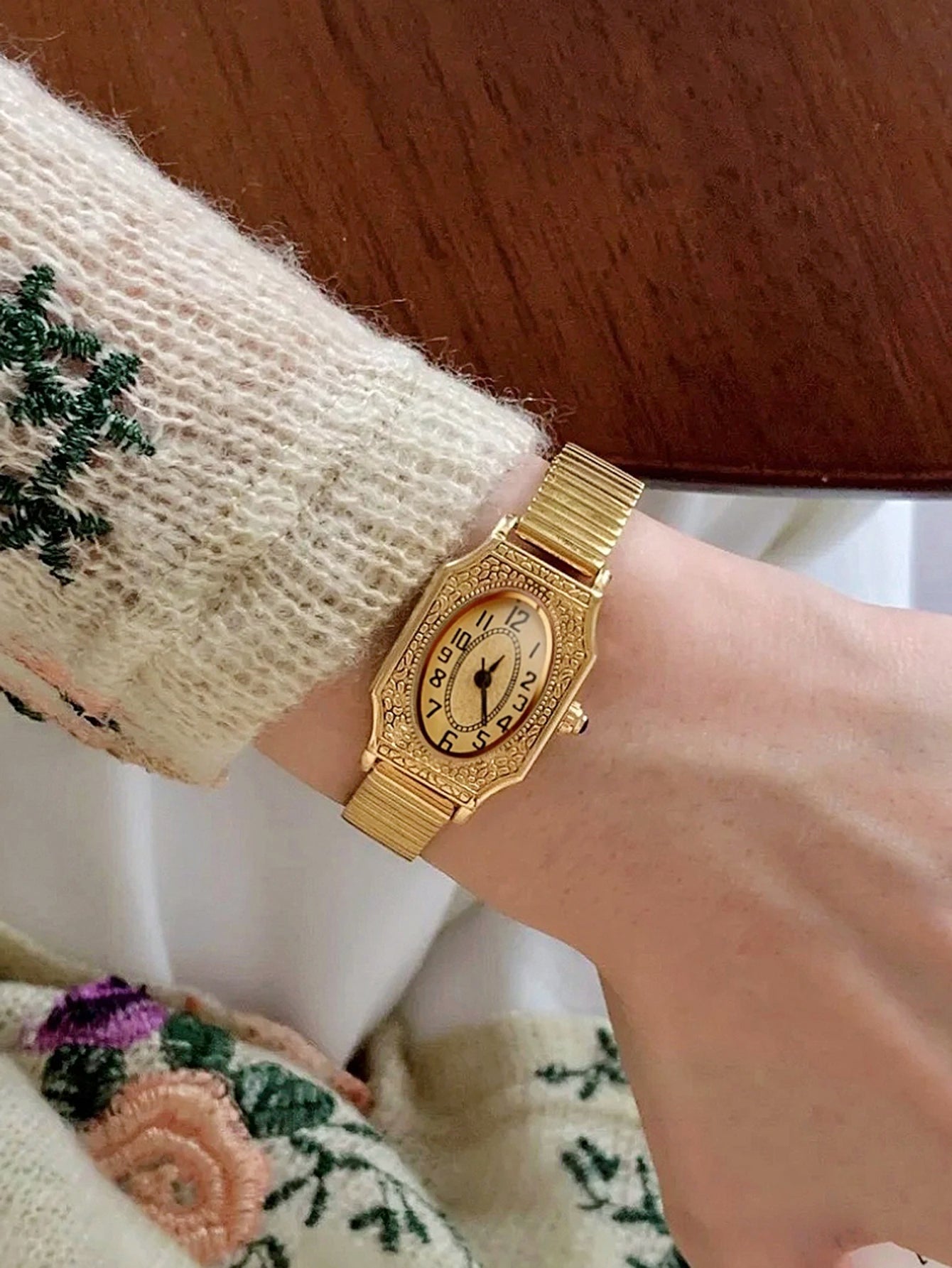 Lunéra Héritage Gold Watch