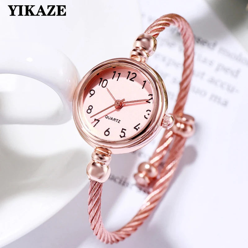 YIKAZE Luna Gold Bangle Watch